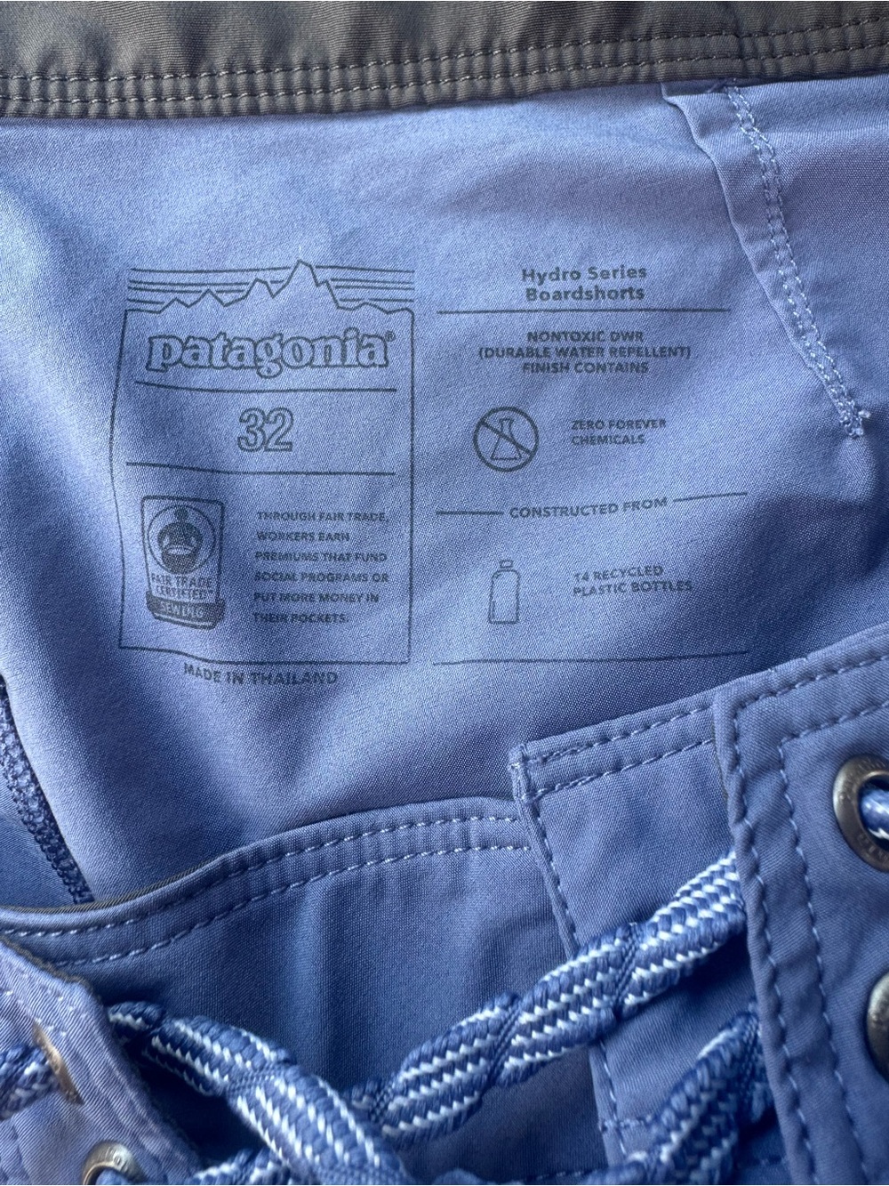 Patagonia Boardshort Bathing Suit Size 32 9” inseam - Picture 3 of 4